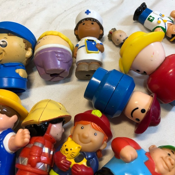 Lot Of 32 Vintage Toy People Little Tikes Mega Blocks Fisher Price - Picture 5 of 14